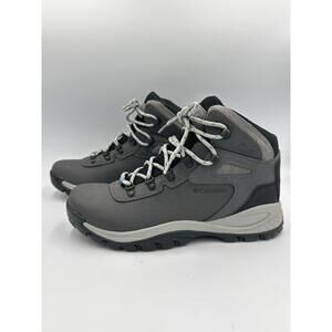Columbia Women’s Newton Ridge Plus Hiking Boots Gray Size 9.5 | BL3783-052